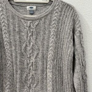 Old Navy Women’s Cable Knit Crewneck Sweater - Gray